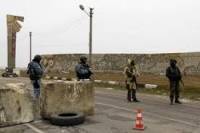 Курсантов-«нахимовцев» уже почти три часа держат на российском блокпосту на выезде из Крыма. И это – «зеленый коридор»